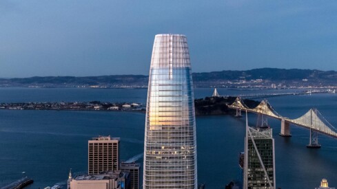 Jason O’Rear Conjures Helicopters and Magic to Photograph the Salesforce Tower