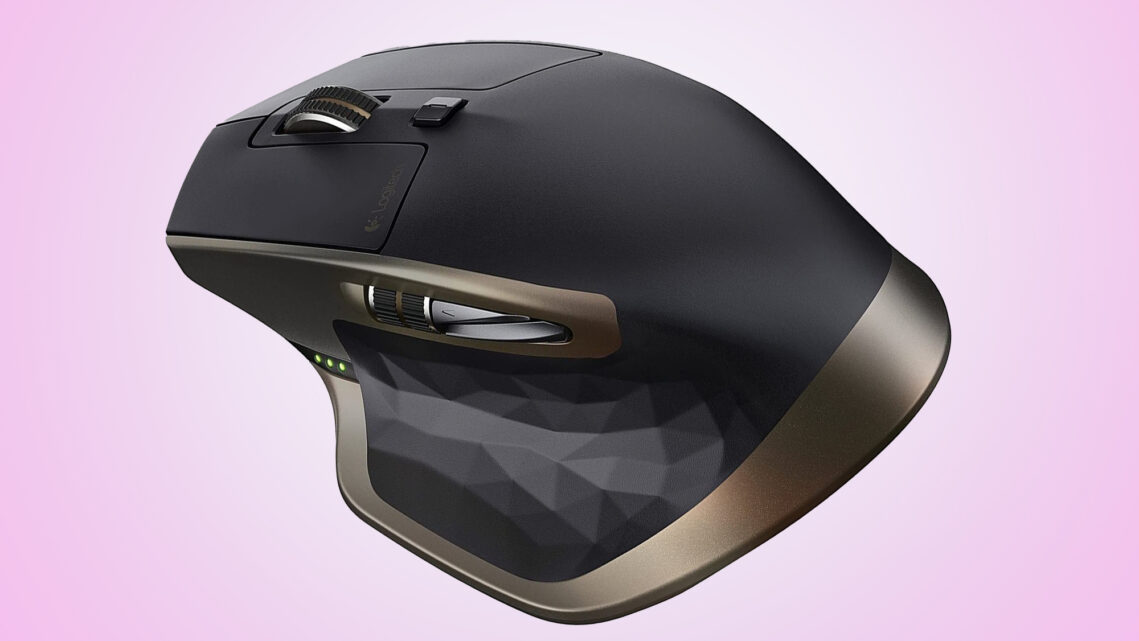 Why This Mouse Has Kept Me From Switching to a Tablet for Editing